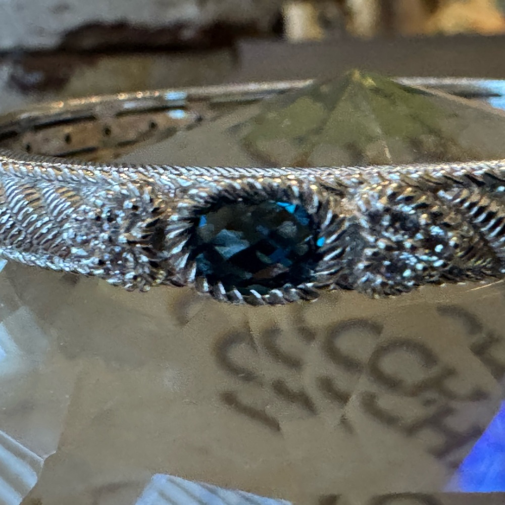 Judith Ripka London Blue and Crystal Bangle NWOT - Picture 4 of 12
